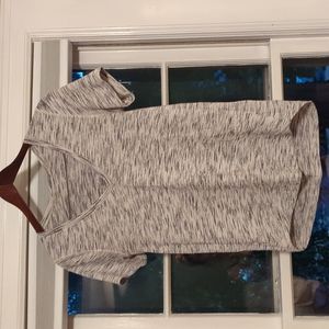 Lululemon tee